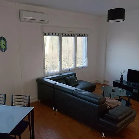 appartement de 79 m² à 500 mètres de la cure Jonzac Esterno foto