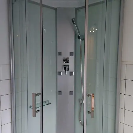appartement de 79 m² à 500 mètres de la cure Jonzac Esterno foto