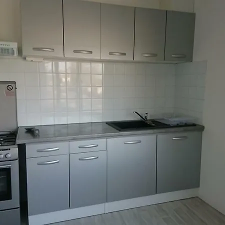 appartement de 79 m² à 500 mètres de la cure Jonzac Esterno foto