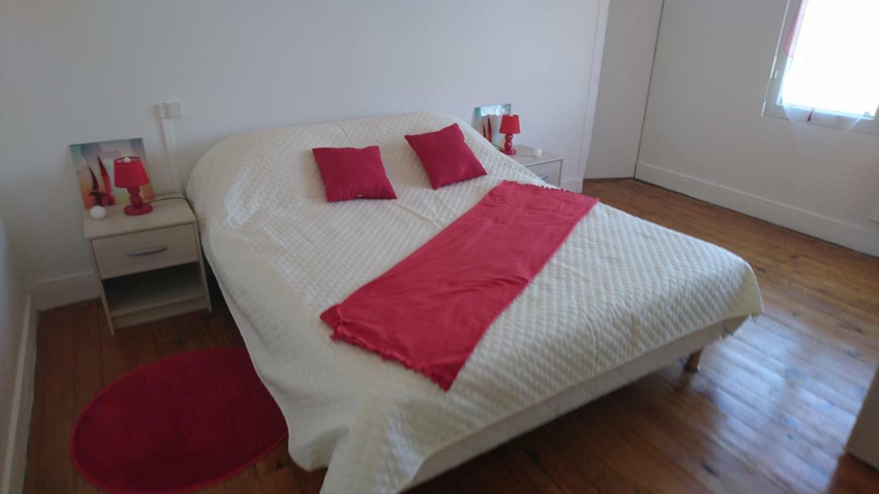 De 79 M² A 500 Metres De La Cure Jonzac